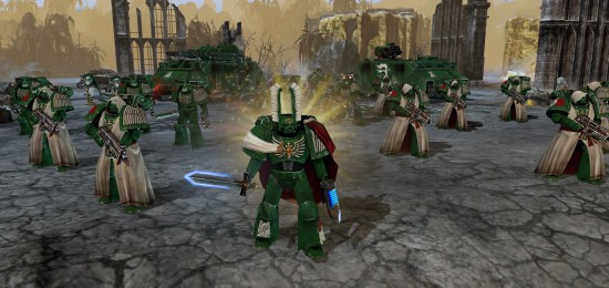 Die Dark Angels kommen mit schicken grnen Mnchsroben daher